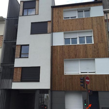 Appartement Au Pied De La Cathedrale Remeš Exteriér fotografie