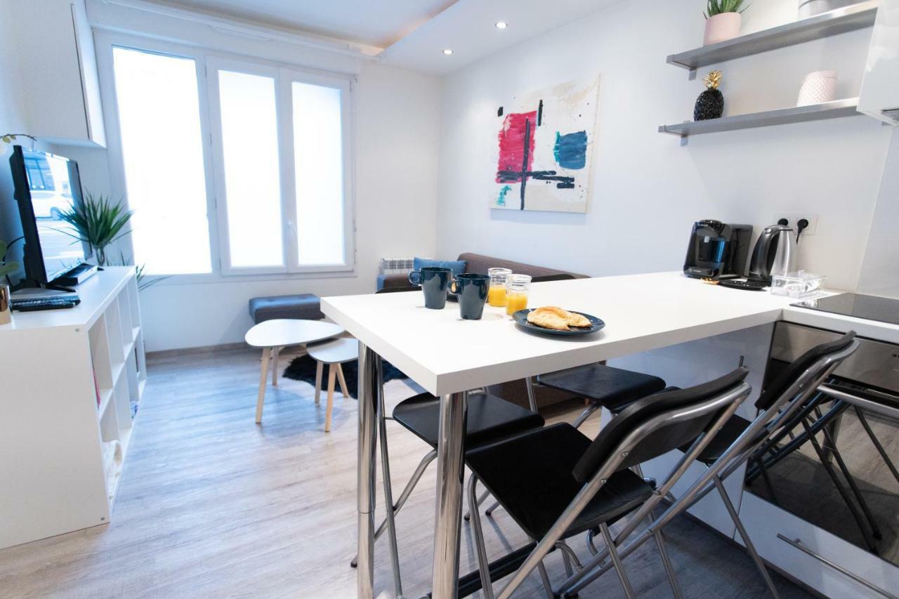 Appartement Au Pied De La Cathedrale Remeš Exteriér fotografie